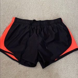 90 Degree running shorts